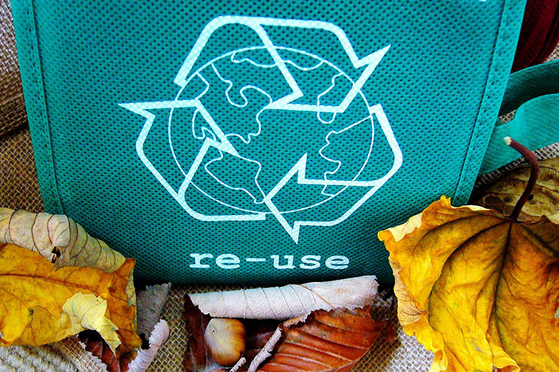 El reúso ¿es mejor que el reciclaje?