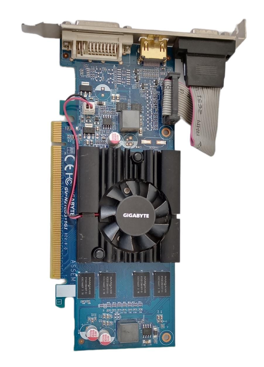 Tarjeta De Video Nvidia Gt210, 1gb (Producto usado)