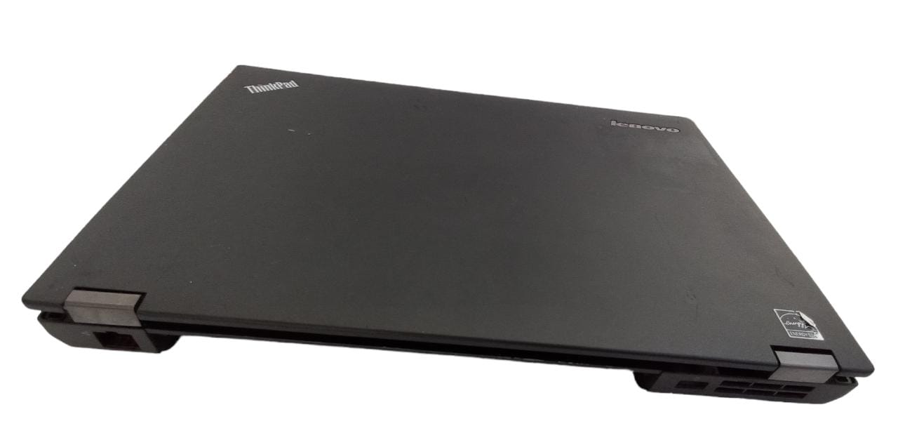 Carcasa Base Inferior y superior, Tapa Trasera , Top cover y Bisagras de Lenovo Thinkpad T440P (Producto usado)