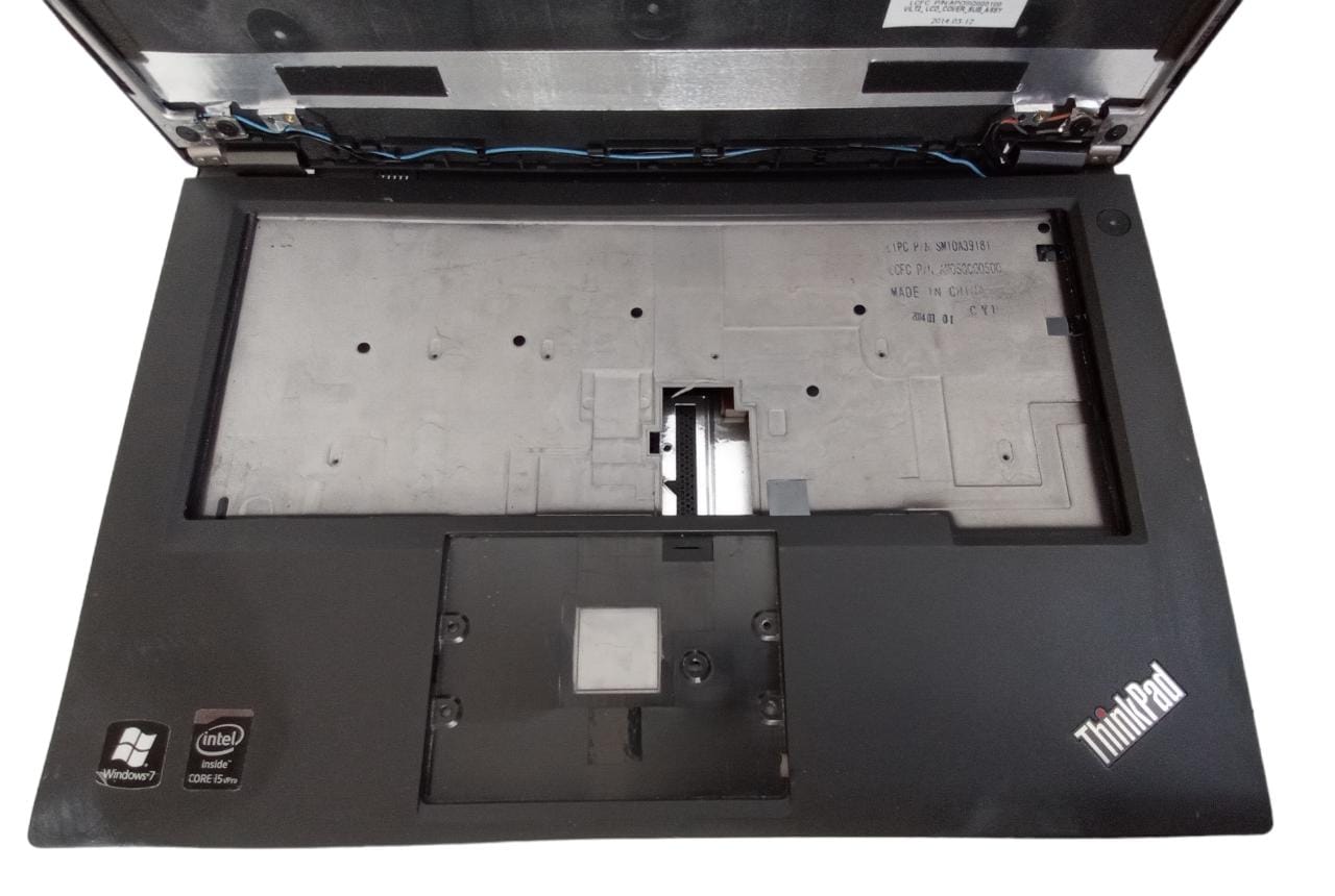 Carcasa Base Inferior-Superior, Tapa trasera, Palmrest, Top cover y Bisagras de Lenovo Thinkpad T440P (Producto usado)
