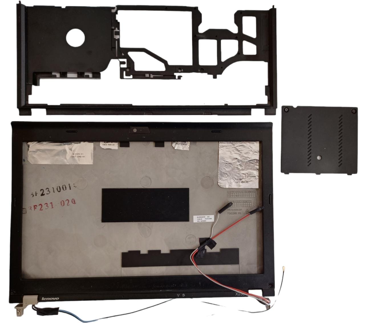 Top cover,Bisel,Tapa de memoria Ram y Palmrest de Laptop Lenovo Thinkpad X220 (Producto usado)