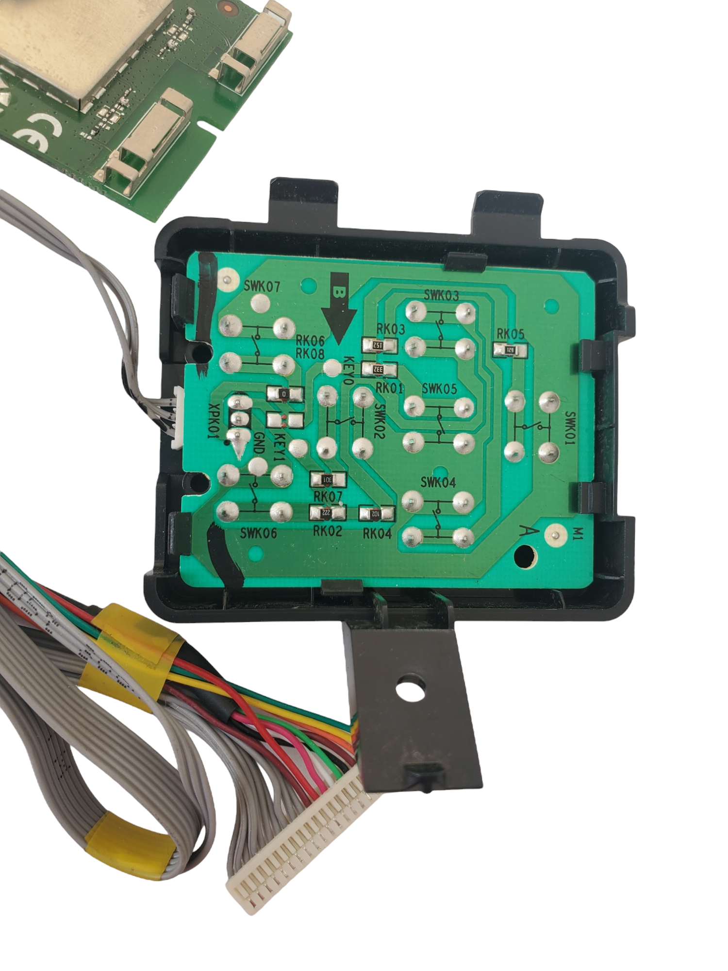 modulo de encendido/modulo wifi y sensor infrarrojo Sharp LC-55P6000U