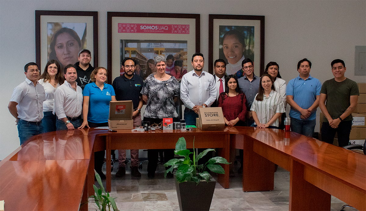 El saber ayuda llega a la Universidad Autónoma de Querétaro (UAQ)