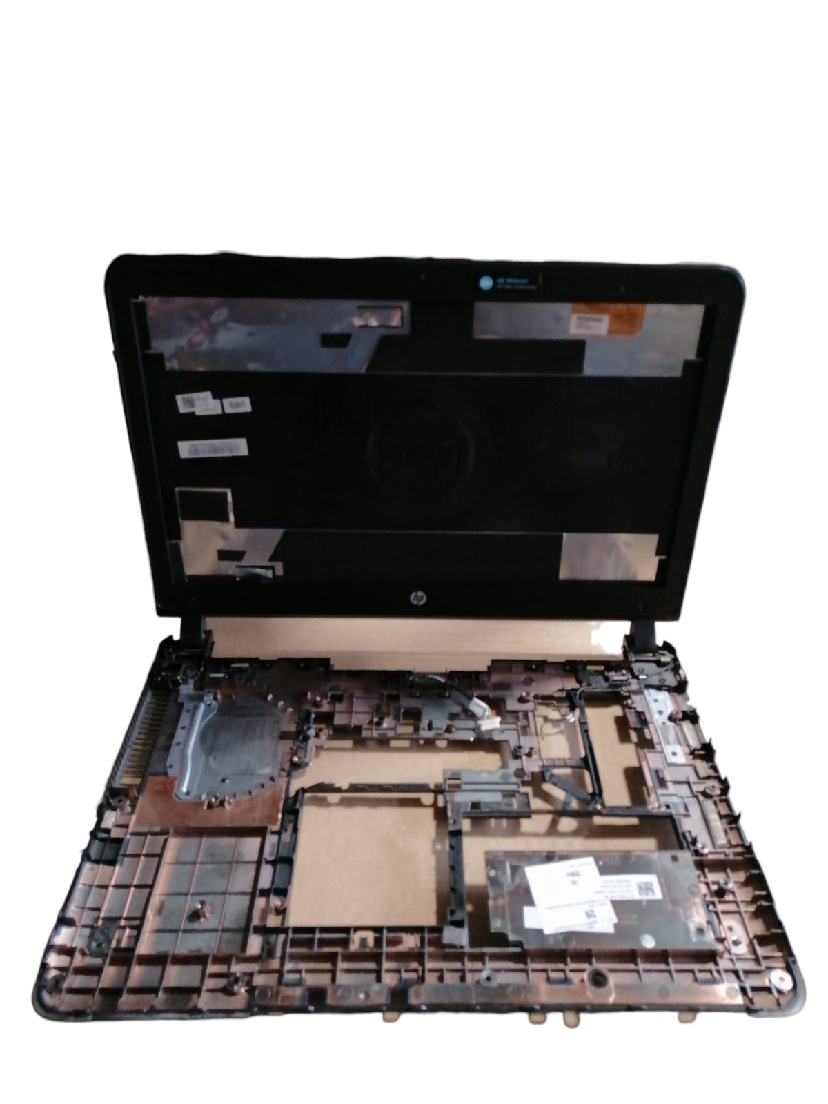 Carcasa base inferior, Tapa trasera, Palmrest, Top cover, Bisel y Bisagras de HP Probook 440 G3 (Producto usado)