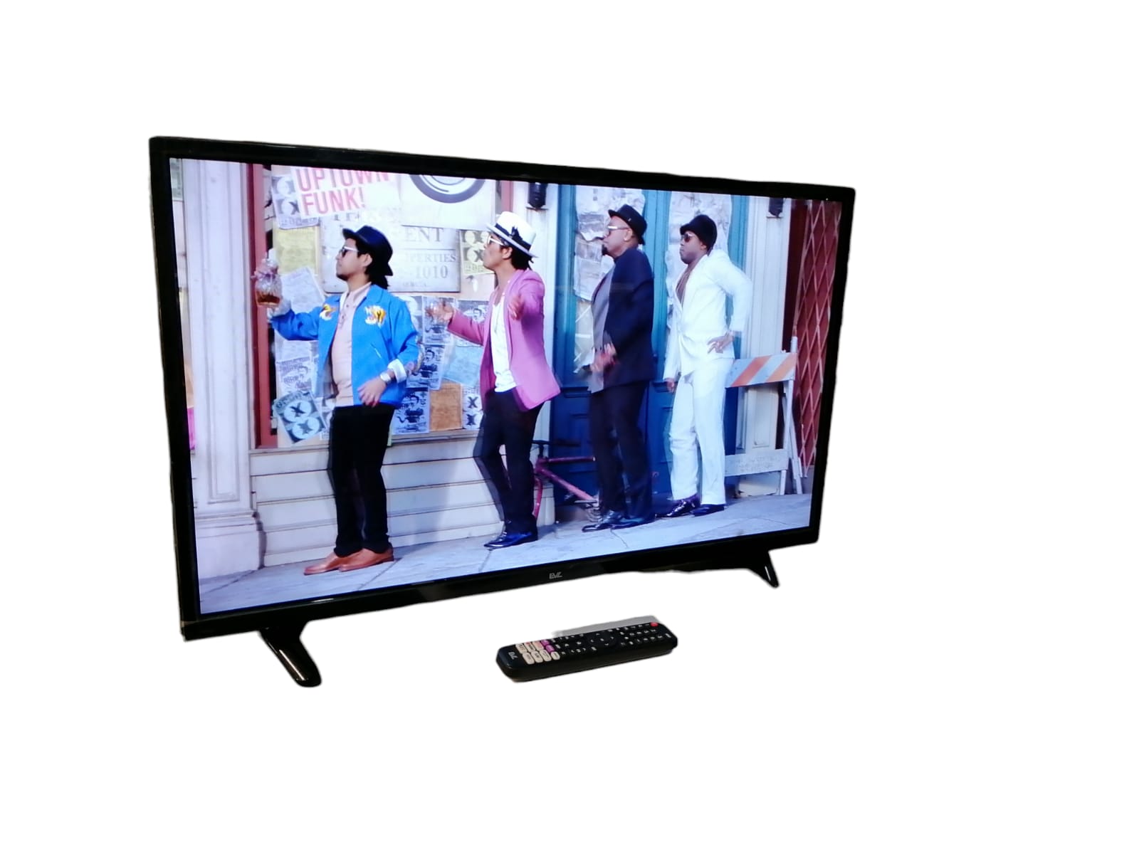 Pantalla Led EVL 32" HD Smart Tv 32EVLSM